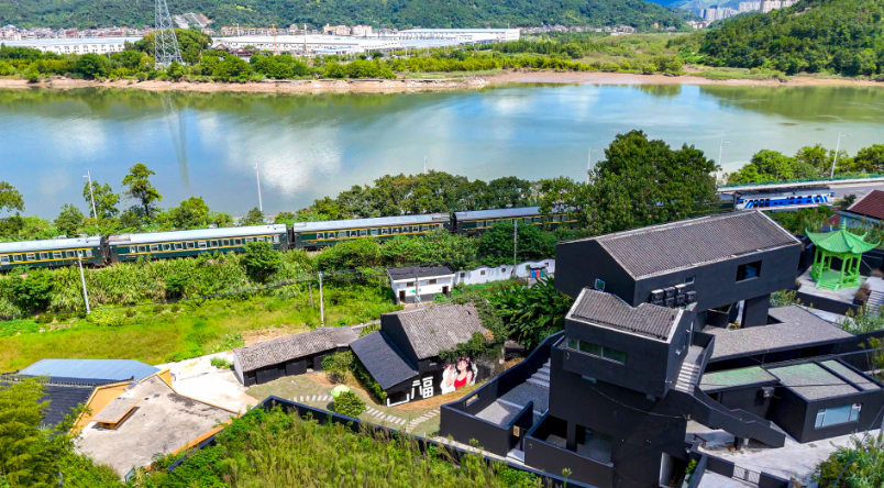 ��΢�ľ� | ¹����ɽ������ͷ·�����߽߱�������