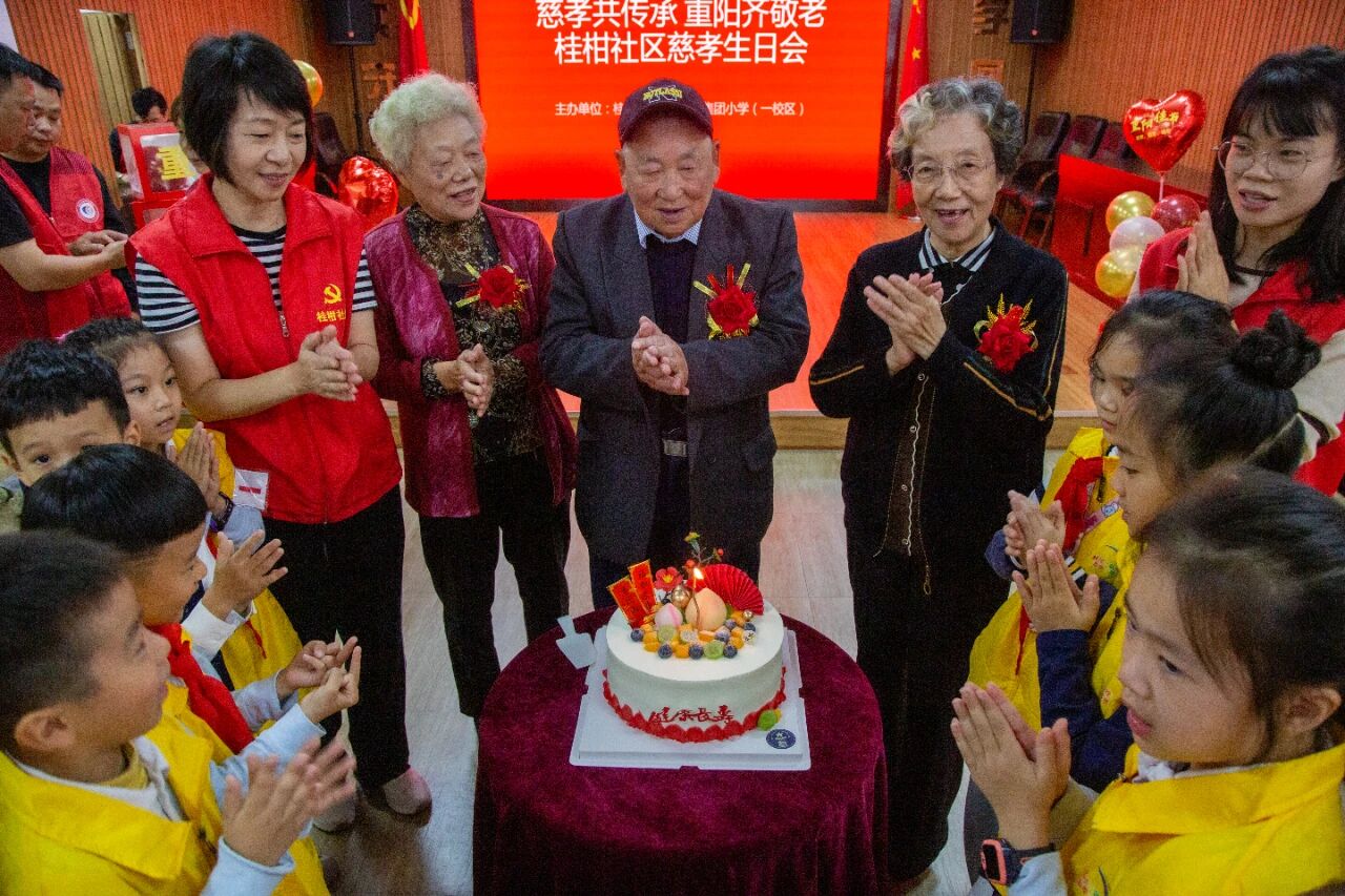 ���㽭���� �Խ���С�Ϊ���ʵ����Ŀ����¹�Ǵ�Т���ջ�