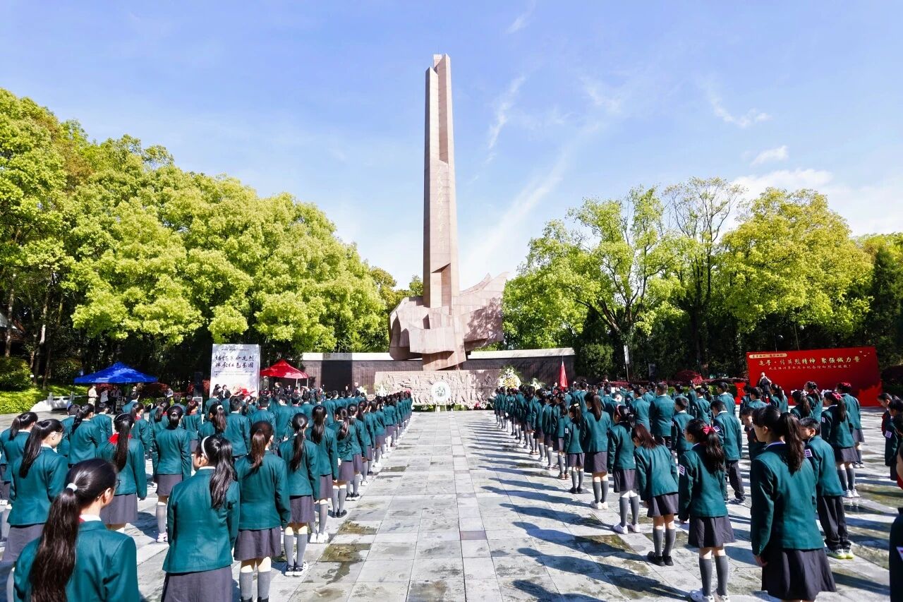 ���������ȶӿ�չ��׷Ѱ��2026��������Ӣ�ҡ�������ջ�ߡ��ۺ�������һ�����ӡ�˼����½���ʵ���